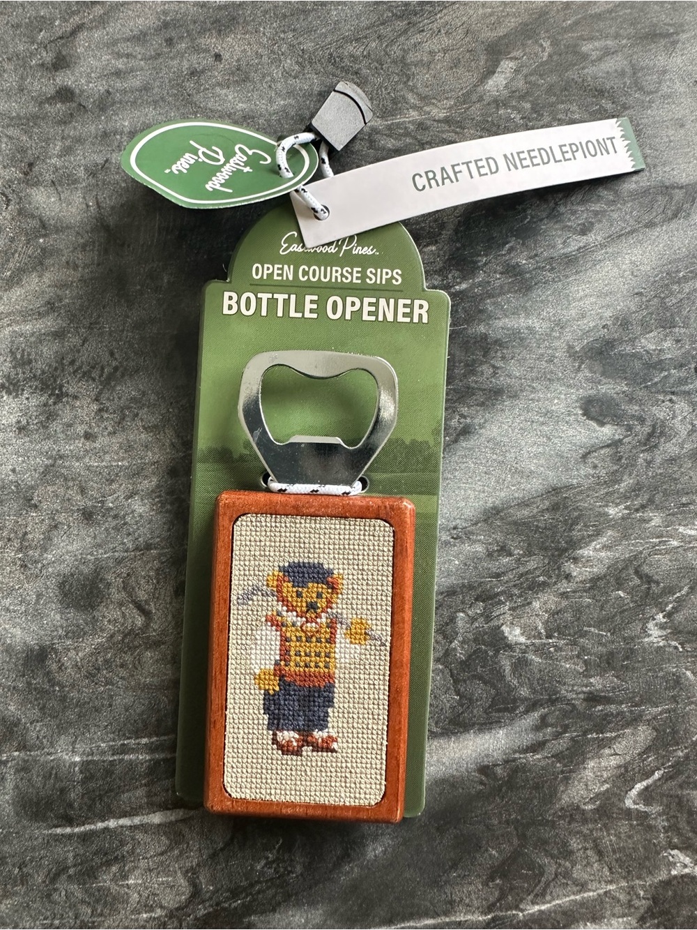 NWT Golf Beer Bottle Opener Needlepoint Bear W Club Accessories Gift Idea